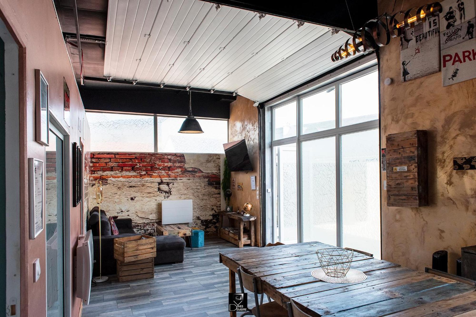 A L'usine Loft Industriel Atypique Holiday home Saint-Quentin-Lamotte-Croix-au-Bailly